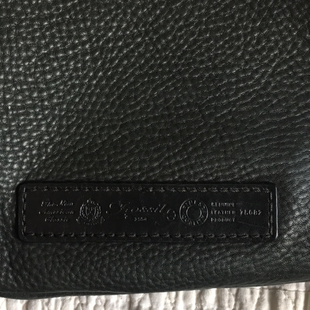 Authentic !!💕FOSSIL BAG BLACK LEATHER - Picture 4 of 6